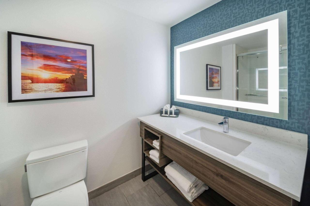 La Quinta Inn & Suites By Wyndham Texas City I 45 Bagian luar foto