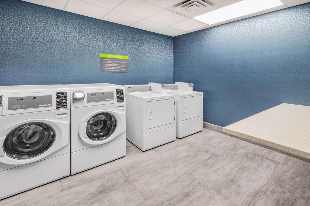 La Quinta Inn & Suites By Wyndham Texas City I 45 Bagian luar foto